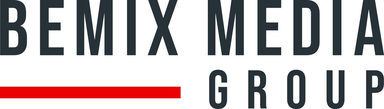 Logo firmy Bemix Media Group, czarny napis na białym tle, czerwony pasek